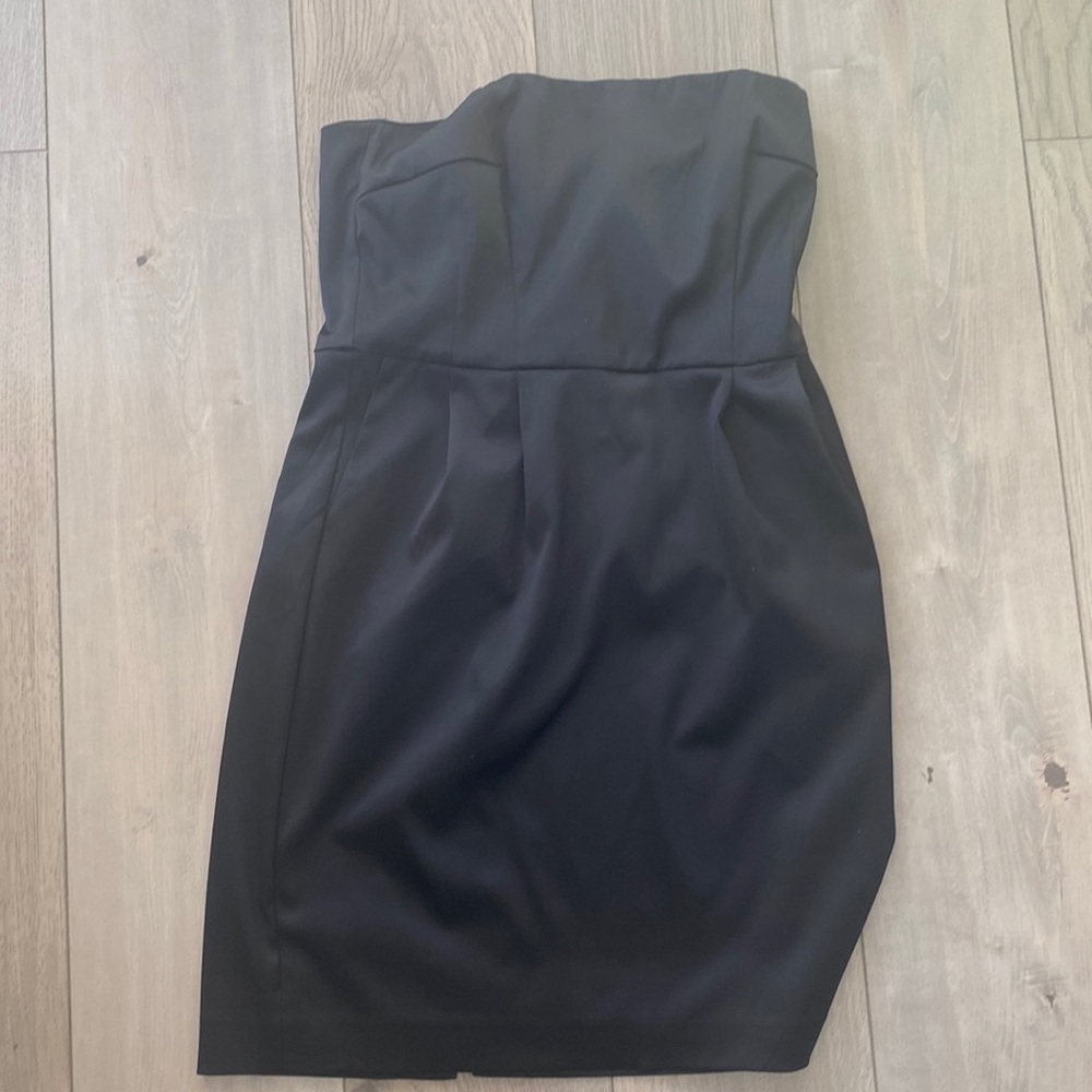 Express satin dress in black